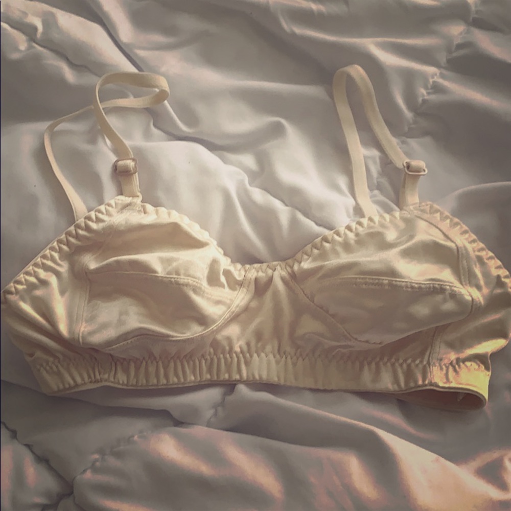 🍃Cream Unpadded Bra 32B